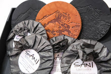 Load image into Gallery viewer, Sani Kneitinger - Exclusive Alpspitz&#39; coaster made of leather